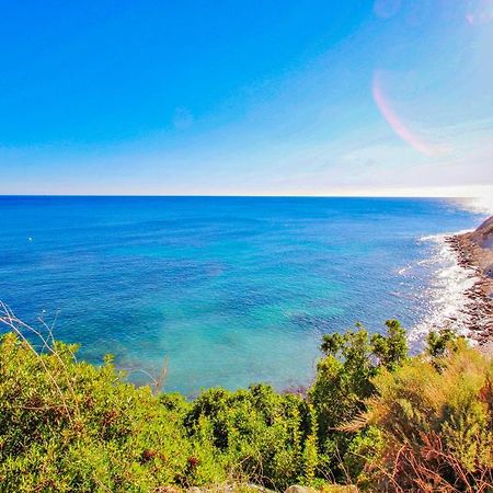 Gioia - Sea View Apartment In Калпе Екстериор снимка