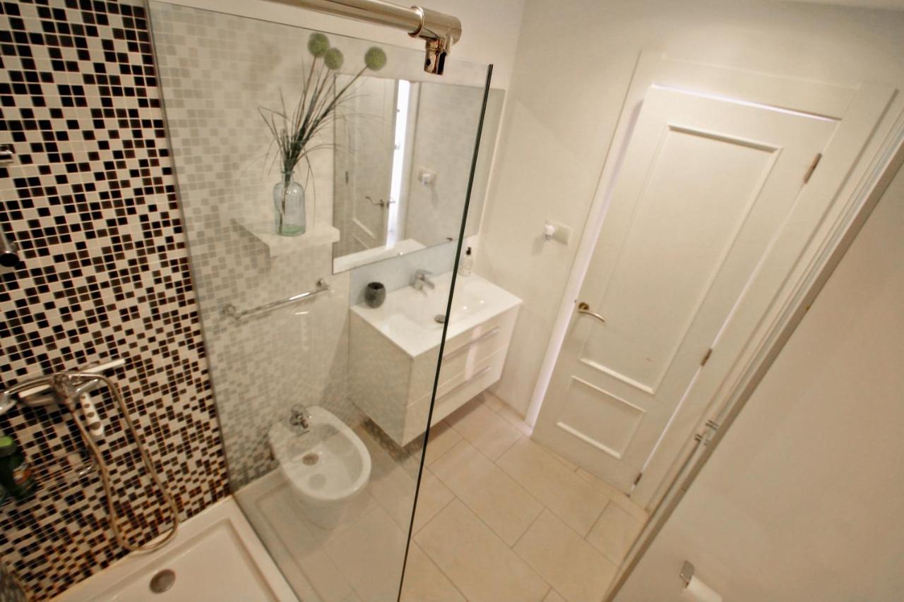 Gioia - Sea View Apartment In Калпе Екстериор снимка